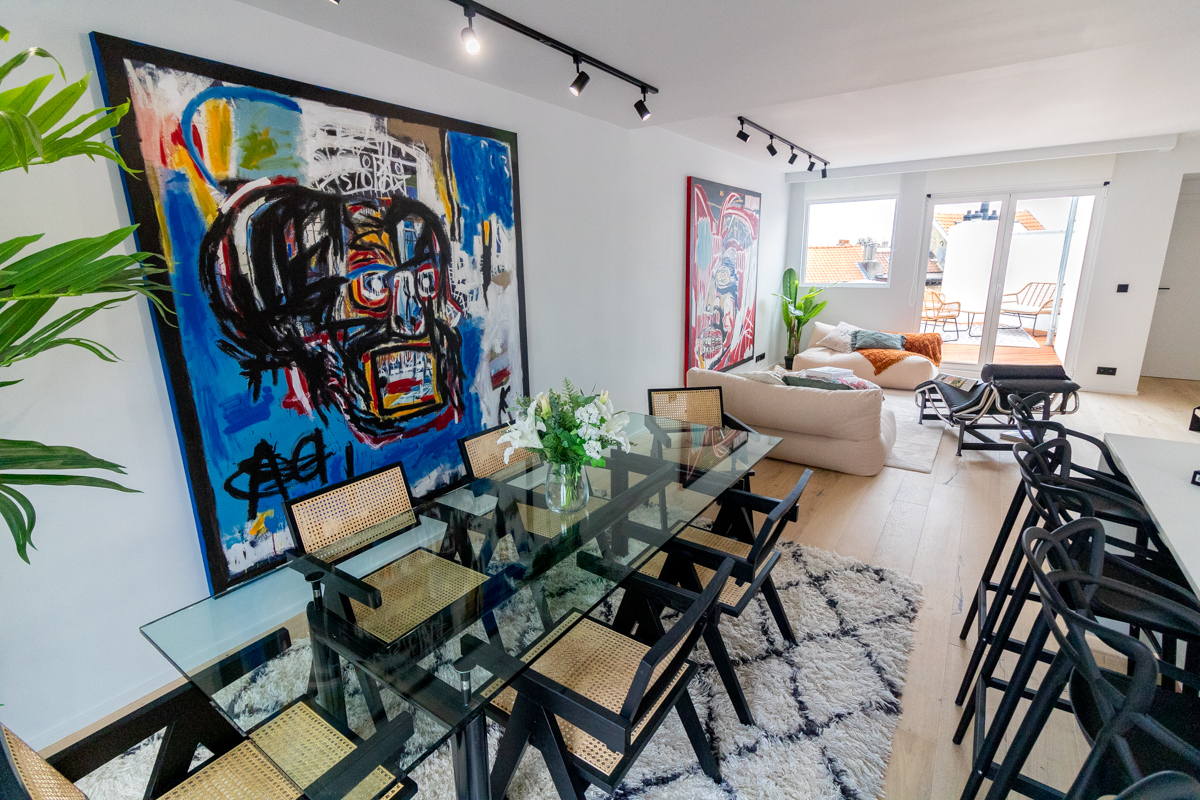 Appartement rénové — vue salon